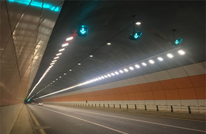 LED隧道灯 正翔7001应用图 (3)