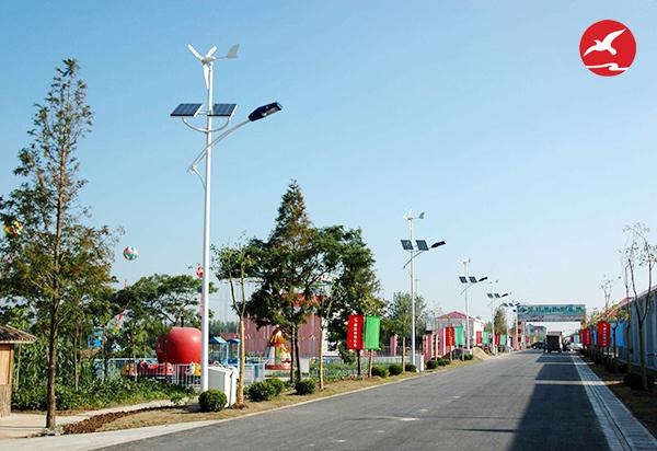 正翔照明LED太阳能风光互补路灯