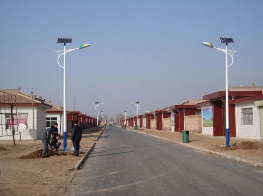 太阳能路灯在农村大范围推广的原因