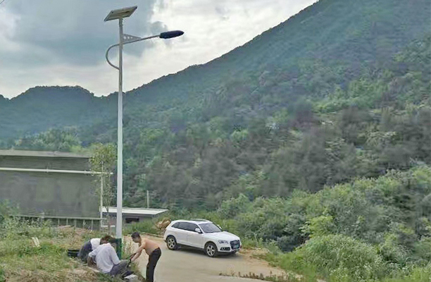 正翔照明太阳能路灯