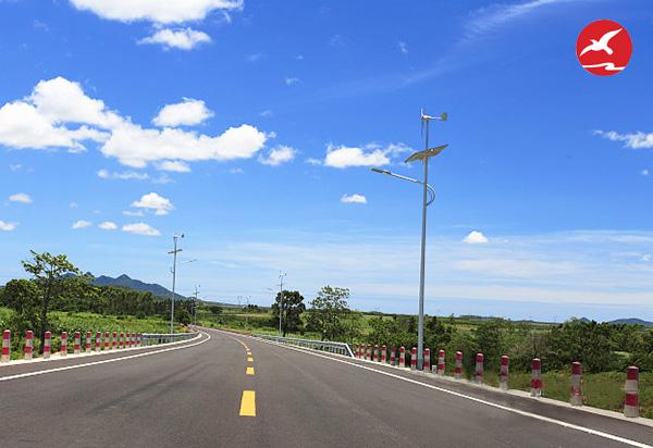 正翔照明LED太阳能风光互补路灯