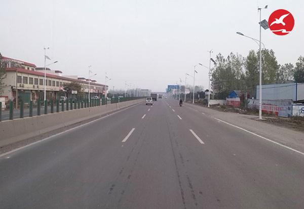 农村风光互补太阳能路灯